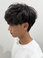 ヒュイル バイ ニアウ(Hwyl by Niau) メンズマッシュパーマニュアンスパーマシャドウパーマ無造作