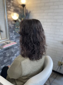 サロネ ディ ルッソ シトミーレ(salone di lusso シトミーレ) ドールウェーブ