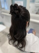 ホワイト 東京新宿店(White) お団子ハーフアップ