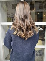 パザパ(pas a pas)&nbsp;ハイライトでつくる柔らかベージュ