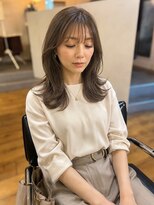 ローレル(Laurel)&nbsp;ナチュラルレイヤー×シアーグレージュ