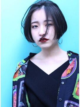 リサリサ(LISA LISA) リップラインショートボブ