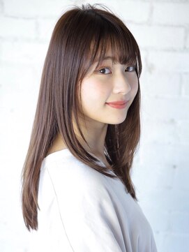 ベルビアンカ(Belle BIANCA) Belle BIANCA ナチュラルストレートヘア by.亀山