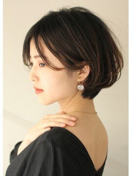 サーカス バイ ビュートリアム 青山(CIRCUS by BEAUTRIUM) 大人可愛い　ショートボブ