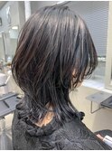 ボブウルフ、ミディアムウルフ、ネイビーカラー