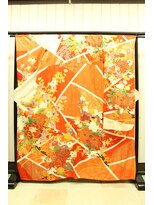 ルナクレセント (Luna crescent)&nbsp;振袖C-２ ￥16500～(着付料込み)　＊　成人式プラン ￥20000～