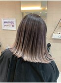ホワイトモーブバレイヤージュ切りっぱなしボブ2138