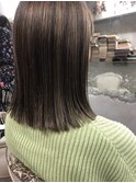 【roijir 表参道】ハイライトカラー×切りっぱなし