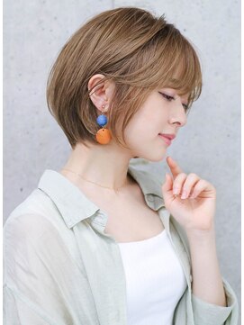 アウラ 近鉄八尾駅前店(Aura) ショートヘア ショートカット 大人ショート ショートボブ