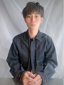 イトシテ グラデーションカラー×マッシュショート【担当ジン　トモヒト】