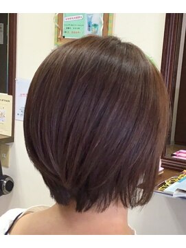 エム クゥール m.coeur ショートボブ