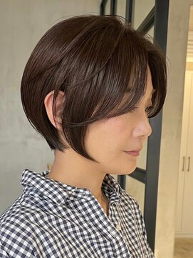 エリマ  茅ヶ崎(elima) ショートカットショートボブ前下がりボブくびれショート30代
