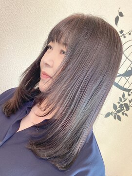 フラワー ナガハマ(Flower Nagahama) セミロングレイヤー