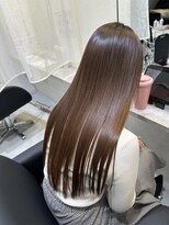 トレ(tre.)&nbsp;輝きブラウンの髪質改善ロング