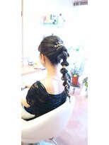 ハーモニー(Harmony) 高めのポニースタイル