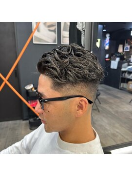 スタッグス 北千住(STUG'S) スペインカール/スパイキーショート[北千住/理容室]