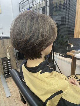 ハーツ(Heart's) 白髪ぼかし/イメチェンヘアスタイル/前髪カタログ/ショートボブ