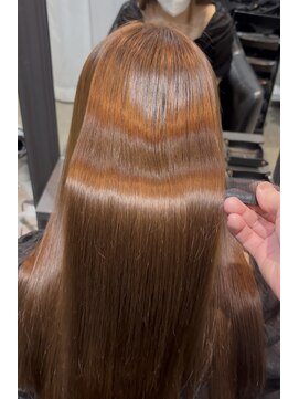 ボンズサロン オモテサンドウ(BONDZSALON OMOTESANDO) 髪質改善&縮毛矯正×酸性ストレート【表参道駅,原宿駅】