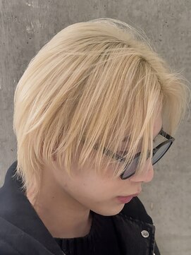 モニカ(MONIQA) ブロンド