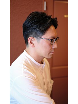 ダウバーバーショップ 銀座(DAU BARBER SHOP) 手櫛でまとまる大人ナチュラルバック