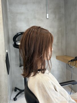 エリマ 調布(elima) 調布レディースカットミディアムレイヤーグレージュワンカラー