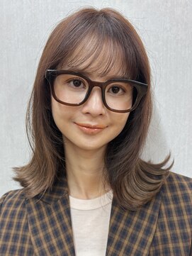 ガーデン 銀座(GARDEN) ミディアム レイヤー くびれヘア 前髪カット 顔まわりカット