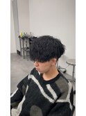 スパイラルパーマフェードカット刈り上げセンターパートS