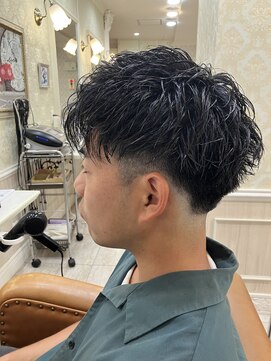 ティンク(Tink) メンズ刈り上げアップバング