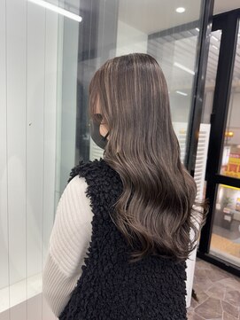 ラ ミミ(La Mimi) [Mimi/YUI]カット/カラー/ブリーチ/髪質改善/トリートメント