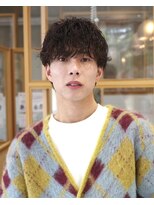 フェリアファム 北千里(FERIA fam) 無造作シャドウパーマ波巻きツイストス パイラル