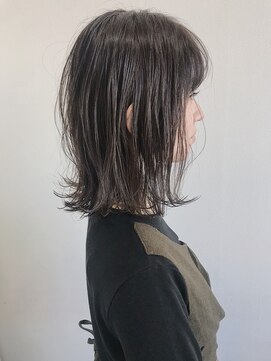 ナップヘアー NAP hair 【人気】スモークグレージュ×切りっぱなしボブ
