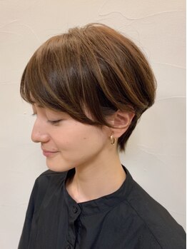 ザギャラリーヘアー 祇園店(The Gallery hair)の写真/【祇園イオンモールすぐ】取り扱うのは本当に良い物だけ◎こだわり抜いた施術で内側から美しく輝かせる髪に