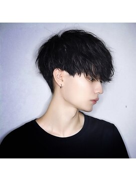 リップス 二子玉川店 (LIPPS) 前下がりルーズ波巻きヘア