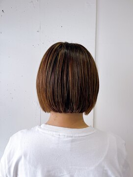 リッチアンドアンジー(RICCI&ANGIE) 切りっぱなしボブ ハイライト ショート 20代 30代 40代