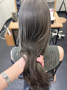 ヒート バイ アンカットラウンジ 渋谷(HEAT by UNCUT&LOUNGE) グレージュカラー/インナーカラー/ケアブリーチ/ハイライト渋谷