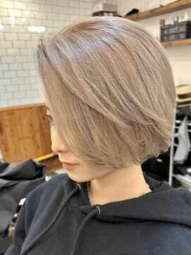リフル 八王子(RIFULL) ハイライト　レイヤー ショートヘア　ボブ　くびれレイヤー