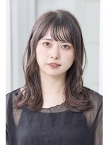 30代40代小顔カットミディアムスタイルグレーベージュ