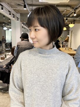 ダンボ(DUMBO) 前下がり　ショート