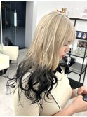 ホワイトベージュ×ブラック