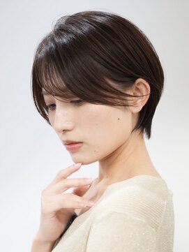 エリマ 横浜西口(elima) 顔周りレイヤーカットくびれヘア切りっぱなしボブ大人ボブ30代