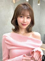 シー バイ ロンド 新宿(Sea by Lond)&nbsp;ミディアムレイヤーカット×ダークアッシュ[似合わせ/レイヤー]