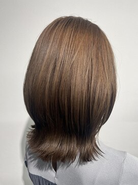 ヘアメイクアクト 都賀店 ツヤガミマロンベージュ