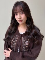 ユニバイリサ 天神大名店(uni by risa)&nbsp;顔周りカット ウェーブヘア 艶髪 ダークアッシュ 透明感カラー