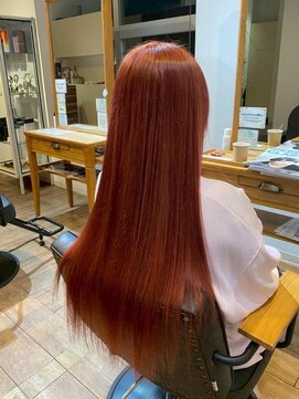 ダブルカラーで赤系ヘア