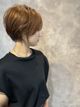 イルミナ大人ショートヘア