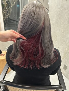 ピロ(piilo) インナーカラー/ブリーチカラー