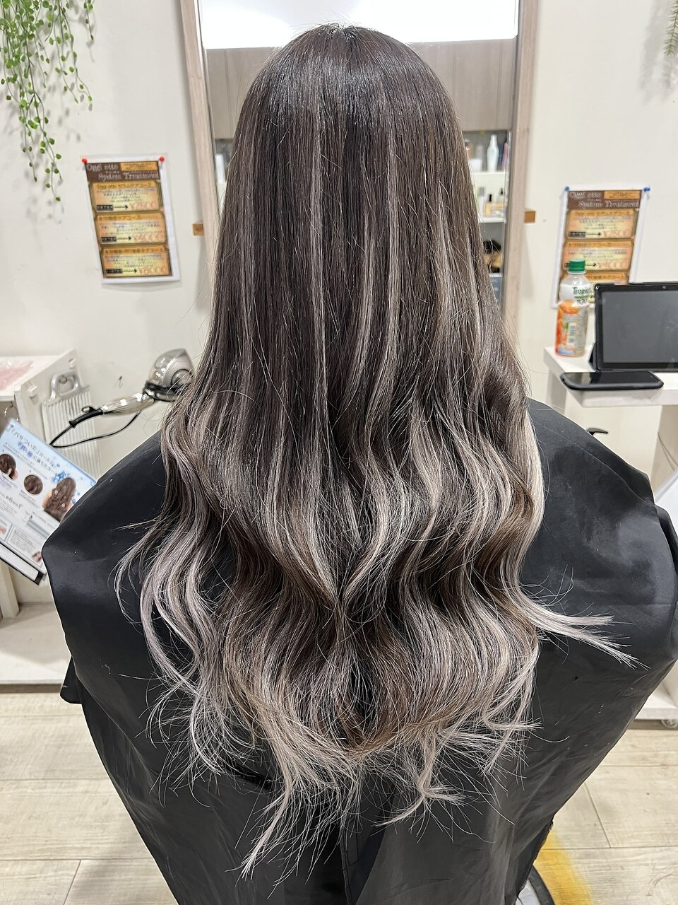 4v/100当日発送　シールエクステ　ハイライトに！ シールエクステハイライト：L281056172｜hairs 897【ヘアーズ ハクナ