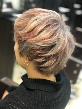 ヘアーメイク ララ(HAIR MAKE LALA) 赤メッシュ　メンズ