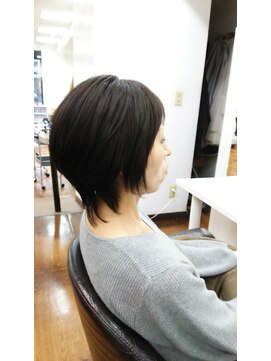 ヘアーアンドスパ ベアーズ 2 毛先に遊び心