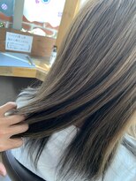 インプレス ちとせモール店(impres)&nbsp;ローライトにも見える、インナーカラー(≧▽≦)